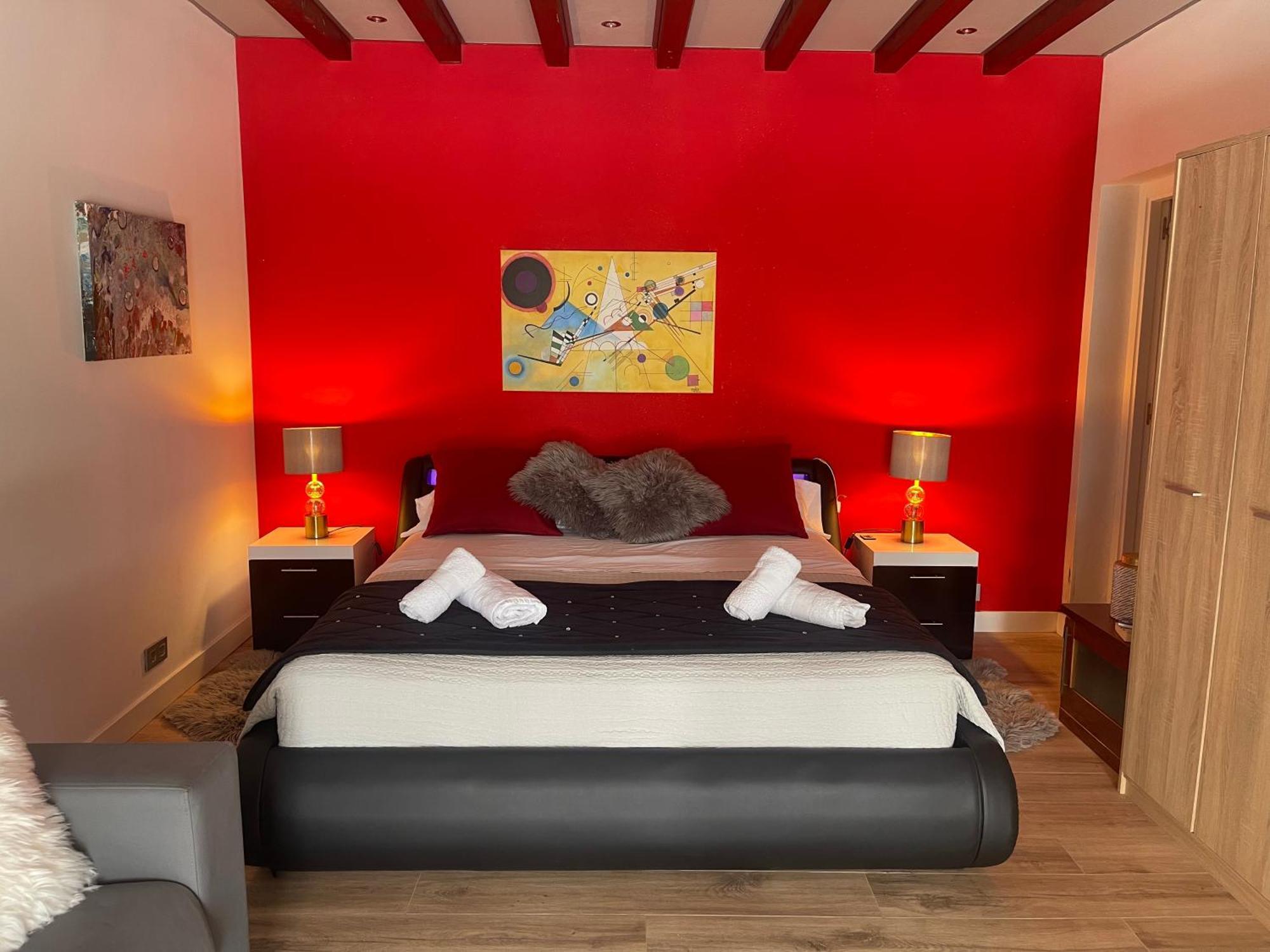 Suite Piscina: Alojamiento Privado con Sofá Cama San Vicente Raspeig Exterior photo